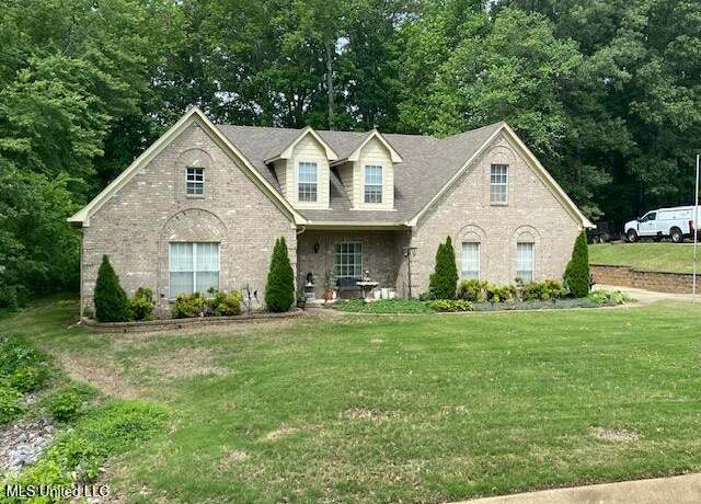 Property at 1287 Dogwood Hollow Dr, Nesbit, MS 38651, 4 beds, 3 baths