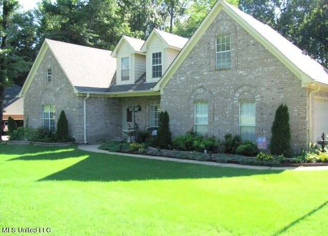 Property at 1287 Dogwood Hollow Dr, Nesbit, MS 38651, 4 beds, 3 baths