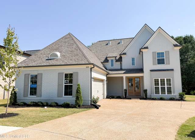 Property at 8021 Christian Ct, Olive Branch, MS 38654, 4 beds, 3 baths