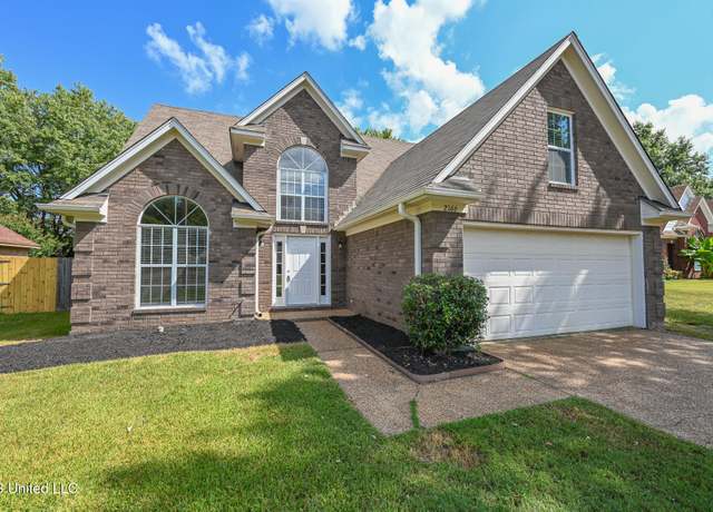 Property at 2166 Greencliff Dr, Southaven, MS 38672, 4 beds, 2.5 baths