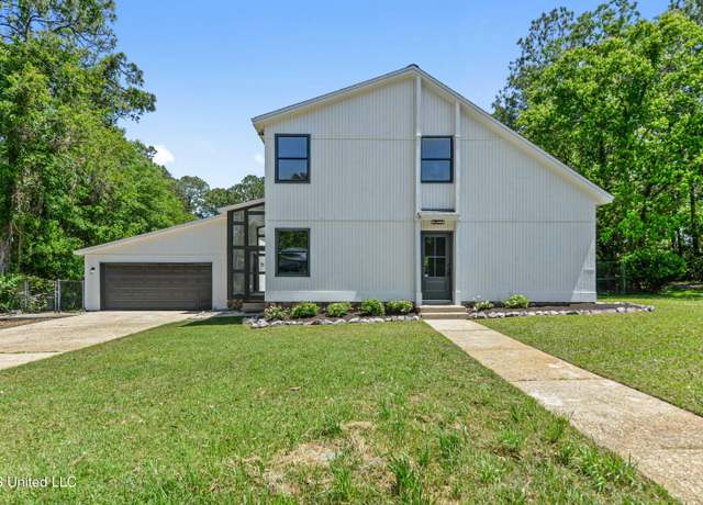Property at 1226 King Henry Dr, Ocean Springs, MS 39564, 3 beds, 2 baths