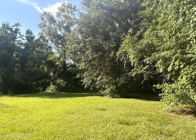 Property at 12 Zettel Rd, Ocean Springs, MS 39564