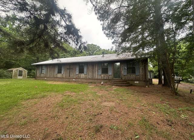Property at 840 Ridge Rd, Yazoo City, MS 39194, 3 beds, 2 baths