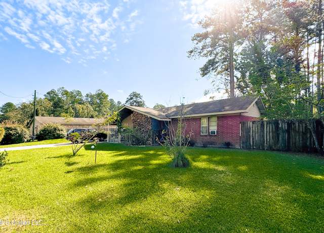 Property at 103 Corinth St, Picayune, MS 39466, 3 beds, 2 baths