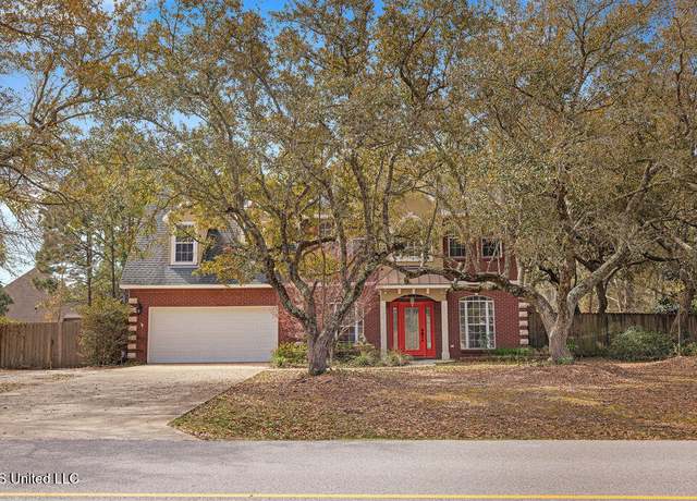 Property at 1516 Shelby Ln, Ocean Springs, MS 39564, 3 beds, 2.5 baths