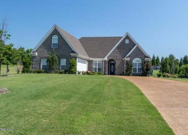 Property at 2308 Shenna Cv, Southaven, MS 38671, 4 beds, 3 baths