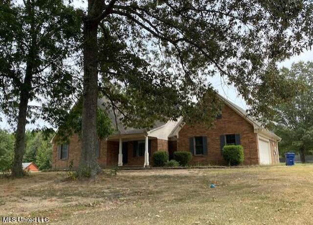 Property at 2850 Jaybird Rd, Hernando, MS 38632, 5 beds, 3 baths