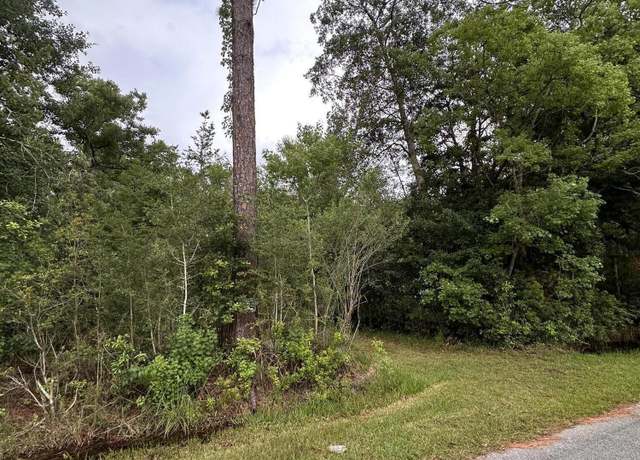 Property at 2020 Hastings Rd, Gautier, MS 39553