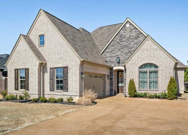 Property at 1716 Lia Ln, Southaven, MS 38672, 4 beds, 3 baths
