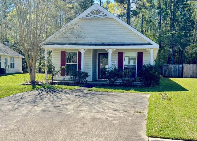 Property at 13395 Libby Ln, Gulfport, MS 39503, 3 beds, 2 baths