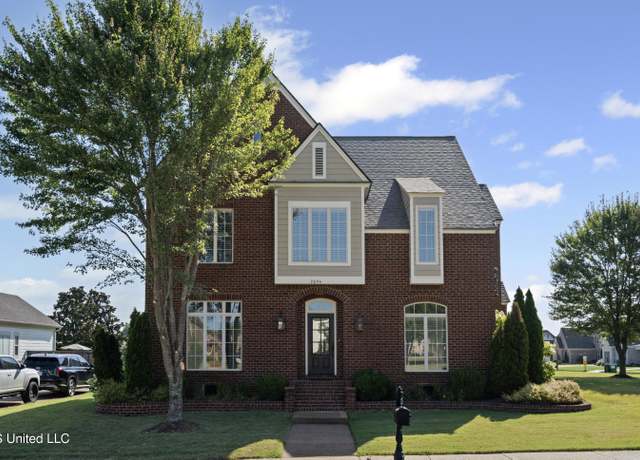 Property at 3094 E Beauvoir Pl, Hernando, MS 38632, 5 beds, 4 baths