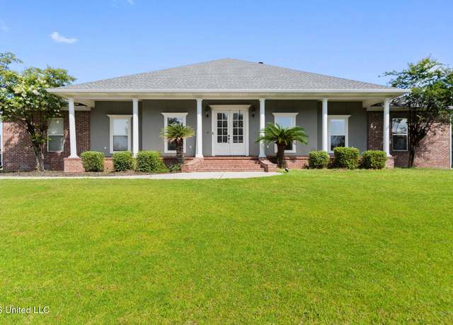 Property at 6405 Seawinds Blvd, Biloxi, MS 39532, 3 beds, 3 baths