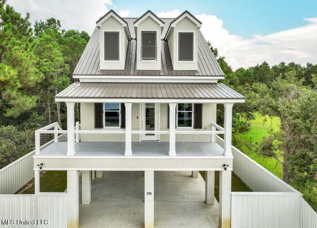 Property at 200 Farrar Ln, Waveland, MS 39576, 4 beds, 4 baths