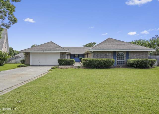 Property at 2552 Conifer Ct, Biloxi, MS 39531, 3 beds, 2.5 baths