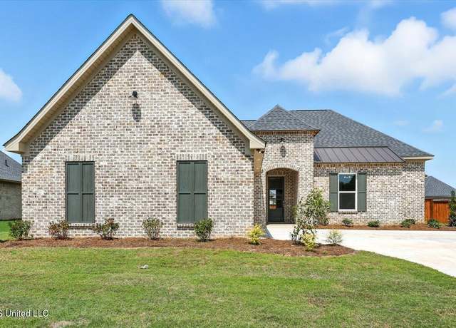 Property at 913 Brunswick Ct, Flowood, MS 39232, 4 beds, 3 baths