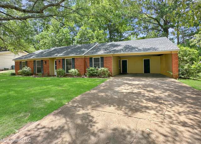 Property at 1008 Normandy Dr, Clinton, MS 39056, 3 beds, 2 baths