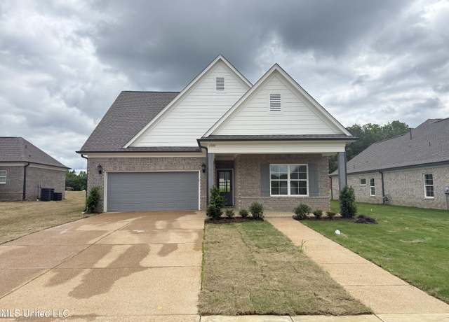 Property at 6360 Acorn Way, Walls, MS 38680, 4 beds, 2 baths