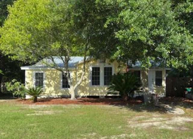 Property at 153 Saint Peter St, Biloxi, MS 39530, 2 beds, 2 baths