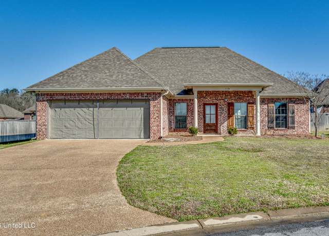 Property at 118 Ashwood Pl, Pearl, MS 39208, 3 beds, 2 baths