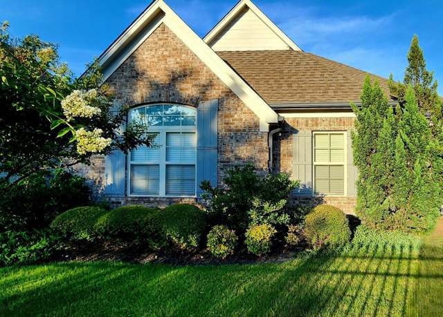 Property at 5798 Savannah Pkwy, Southaven, MS 38672, 2 beds, 2 baths