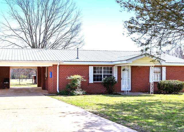 Property at 6589 Clifton Hillsboro Rd, Forest, MS 39074, 2 beds, 2 baths