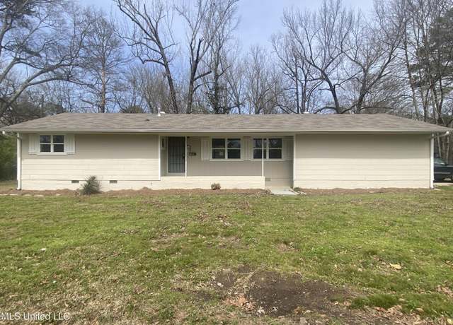 Property at 702 Cooper Rd, Jackson, MS 39212, 3 beds, 1 bath