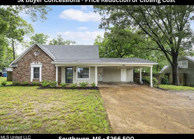 Property at 8610 N Lake Shore Dr, Southaven, MS 38671, 4 beds, 2 baths