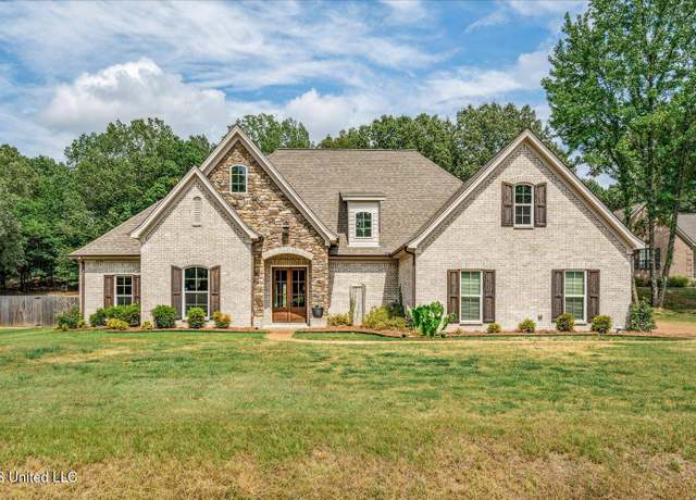 Property at 4770 Patton Dr, Olive Branch, MS 38654, 4 beds, 2 baths