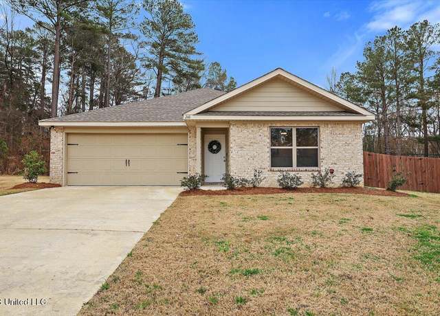 Property at 260 Skylane Dr, Pearl, MS 39208, 3 beds, 2 baths