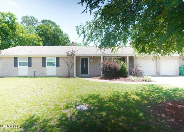 Property at 506 Loposser Ave, Gulfport, MS 39507, 4 beds, 3 baths