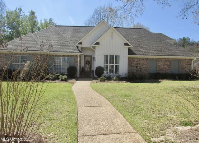 Property at 103 Bayberry Ln, Madison, MS 39110, 4 beds, 2 baths