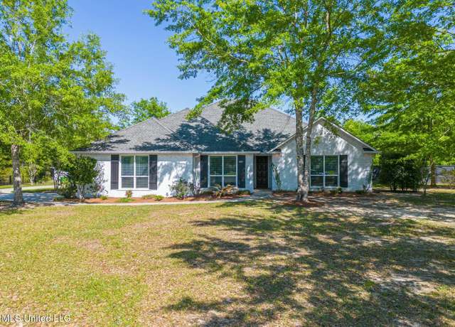 Property at 8521 Julia Dr, Vancleave, MS 39565, 4 beds, 3.5 baths