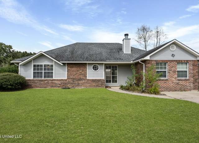 Property at 508 Woodward Dr, Ocean Springs, MS 39564, 4 beds, 2 baths