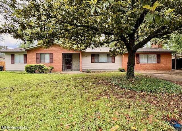 Property at 3535 Exchange Dr, Jackson, MS 39212, 3 beds, 2 baths