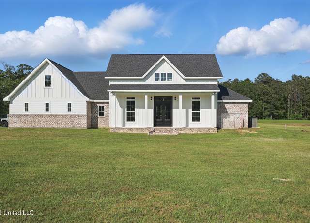 Property at 13240 Wolf River Rd, Gulfport, MS 39503, 4 beds, 2.5 baths