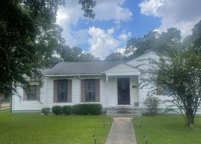 Property at 3701 Azalea Dr, Jackson, MS 39206, 3 beds, 1 bath