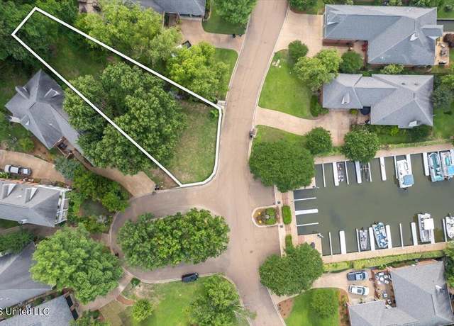 Property at Camden Ct, Madison, MS 39110