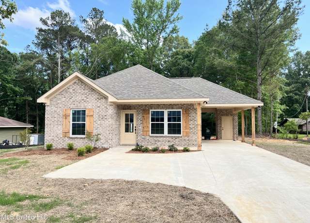 Property at 138 Shannon Trey Ln, Florence, MS 39073, 3 beds, 2 baths