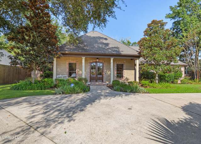 Property at 3302 Government Street St, Ocean Springs, MS 39564, 4 beds, 3 baths