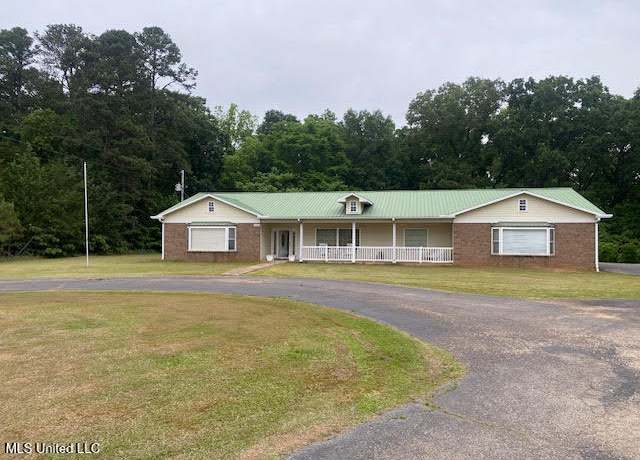 Property at 4425 Ms-178, Potts Camp, MS 38659, 2 beds, 2 baths