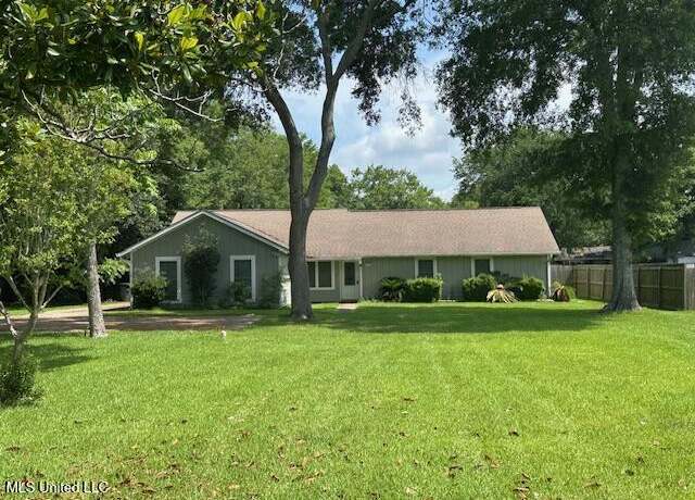 Property at 4111 Ingalls Ave, Pascagoula, MS 39581, 3 beds, 3 baths