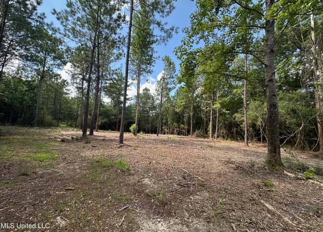 Property at 17141 Hillcrest Rdg, Vancleave, MS 39565