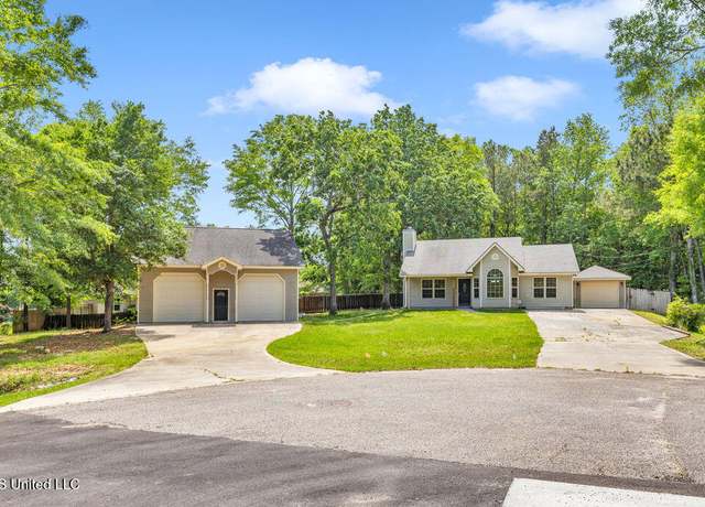 Property at 6630 Ahiahi Pl, Diamondhead, MS 39525, 3 beds, 3 baths