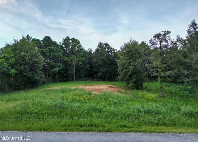 Property at 222 Hillcrest St, Waveland, MS 39576