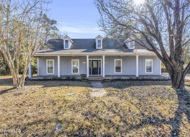 Property at 8524 Op La Way, Diamondhead, MS 39525, 3 beds, 2 baths
