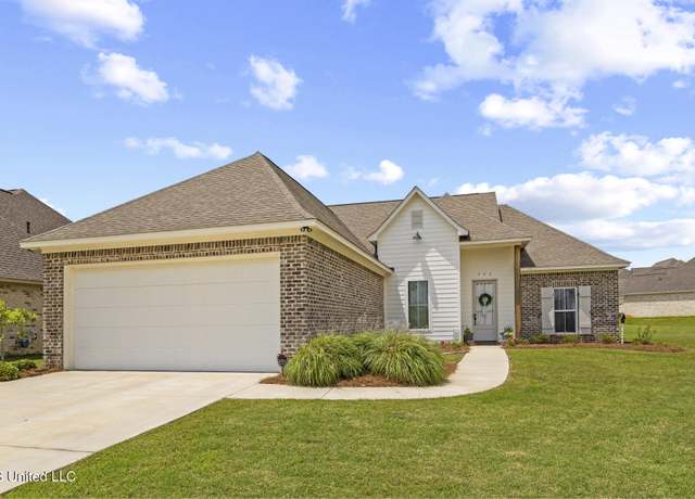 Property at 942 Glenwild Cir, Canton, MS 39046, 3 beds, 2 baths