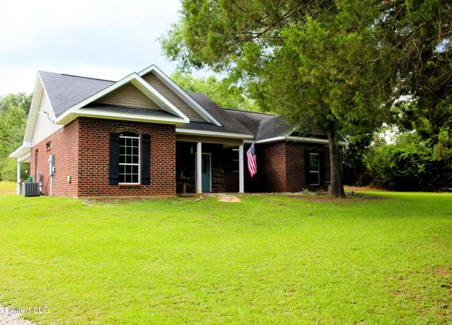 Property at 184 Churchwell Dr, Lucedale, MS 39452, 3 beds, 2 baths