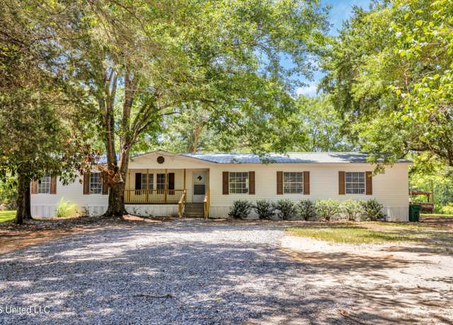 Property at 13921 Sagebrush Trl, Moss Point, MS 39562, 4 beds, 2.5 baths