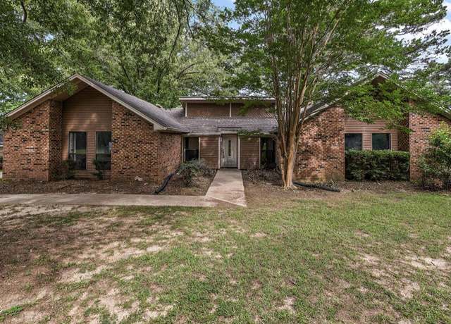 Property at 4800 Brookwood Pl, Byram, MS 39272, 3 beds, 2 baths