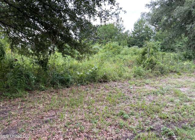 Property at 9237 Seacliff Blvd, Ocean Springs, MS 39564